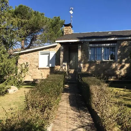 בית נופש Chalet Los Angeles De San Rafael *